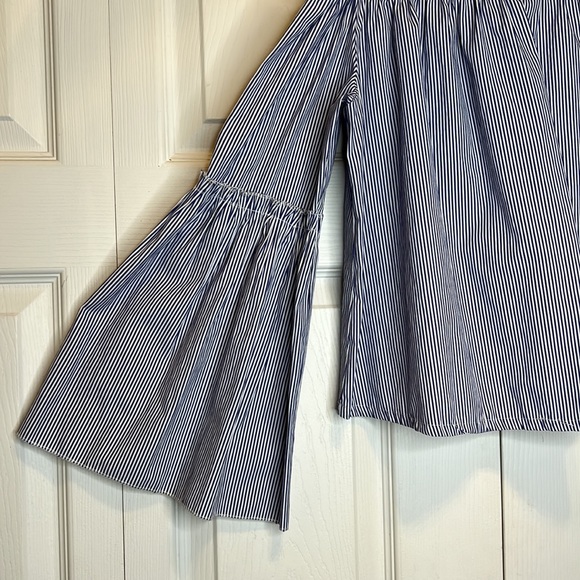 Off shoulder blue and white striped open back top women’s size L 100% cotton - Picture 4 of 16